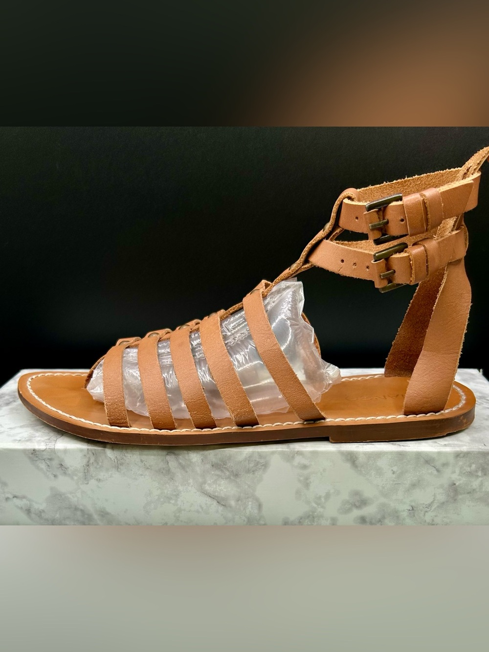 MANGO Gladiator Tan Leather Flat Thong Sandals. EU Size 39